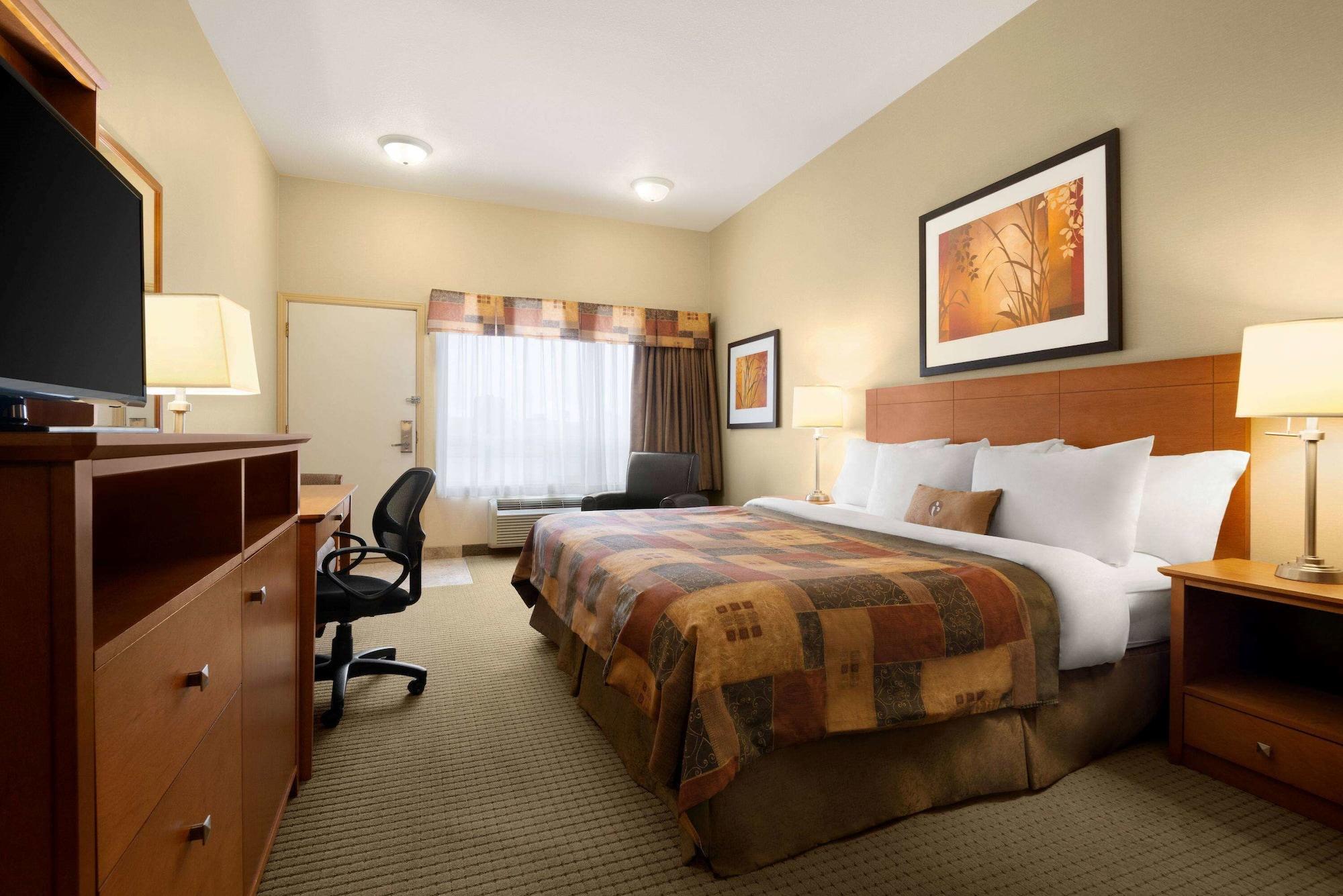Ramada By Wyndham Drayton Valley Eksteriør bilde