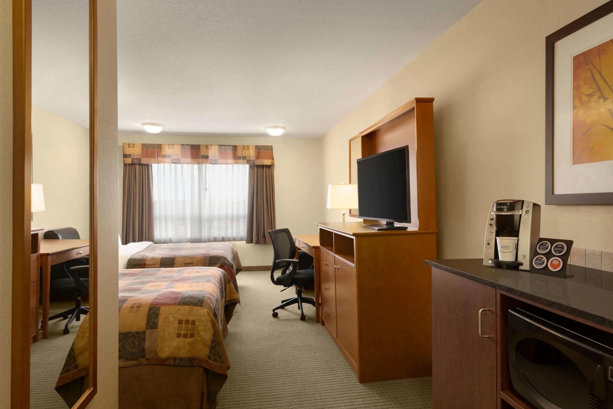 Ramada By Wyndham Drayton Valley Eksteriør bilde